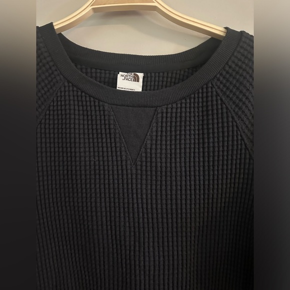 The North Face Women’s Long Sleeve Chabot Crew in Small in TNF Black - Picture 6 of 16
